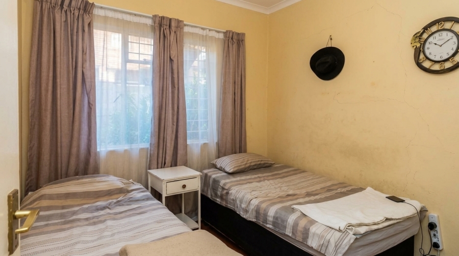 3 Bedroom Property for Sale in Azalea Park North West